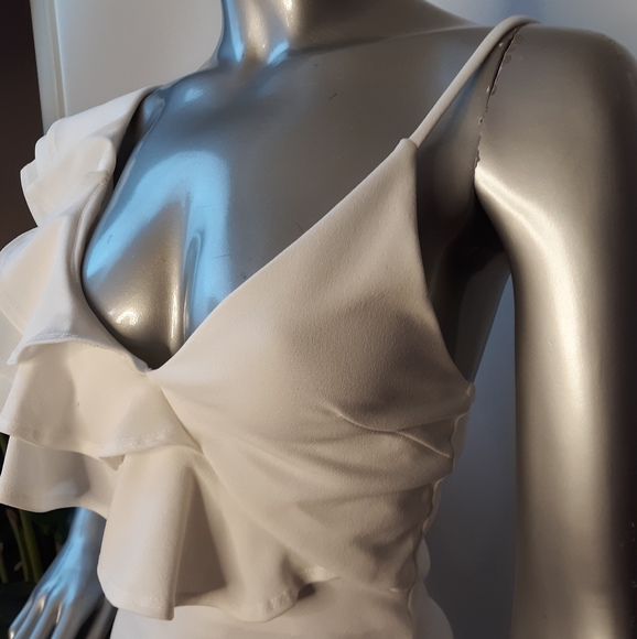 Ruffle Layered blouse - Picture 6 of 9